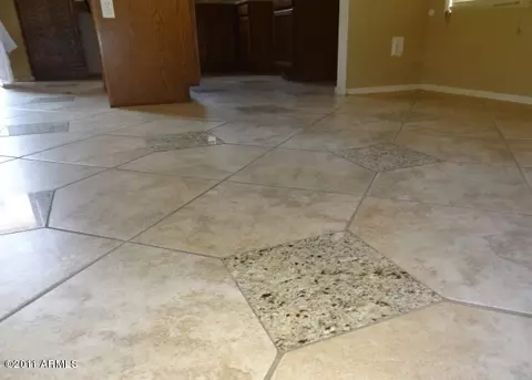 1827 Ellis St, Phoenix, AZ 85042 photo 23