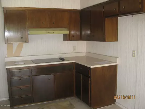 1326 E Alice Ave, Phoenix, AZ 85020 photo 4