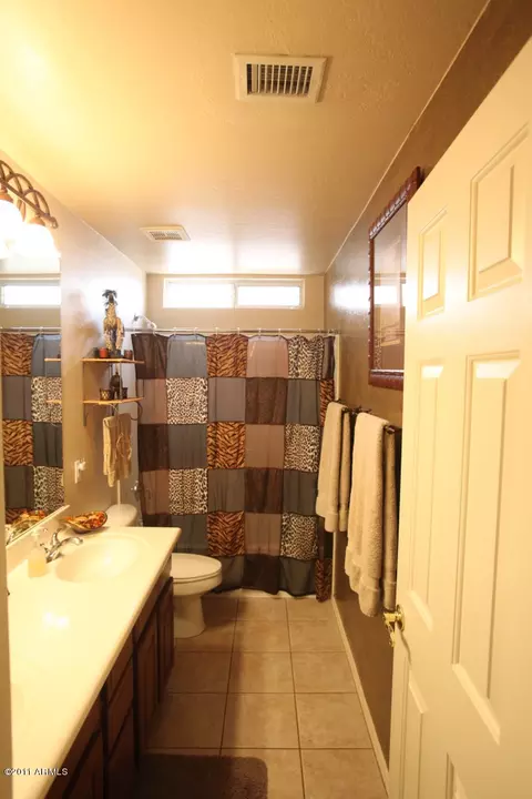 3572 E Wildhorse Dr, Gilbert, AZ 85297 photo 10