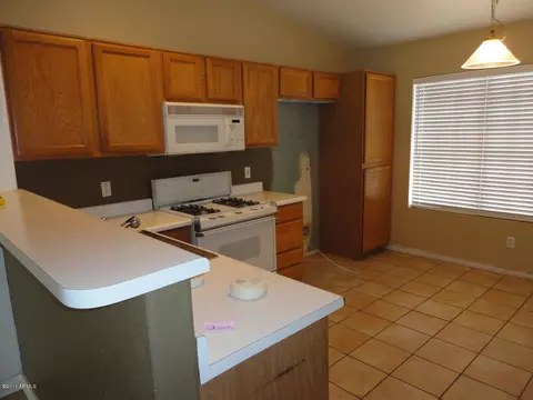 836 W Leah Ln, Gilbert, AZ 85233 photo 2
