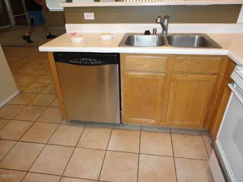836 W Leah Ln, Gilbert, AZ 85233 photo 3