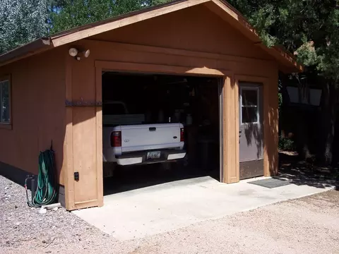 3251 N Patterson Dr, Pine, AZ 85544 photo 2