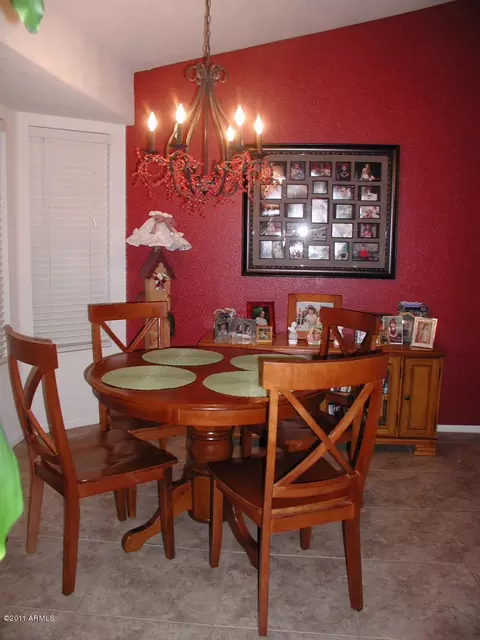 7617 E Des Moines Cir, Mesa, AZ 85207 photo 3