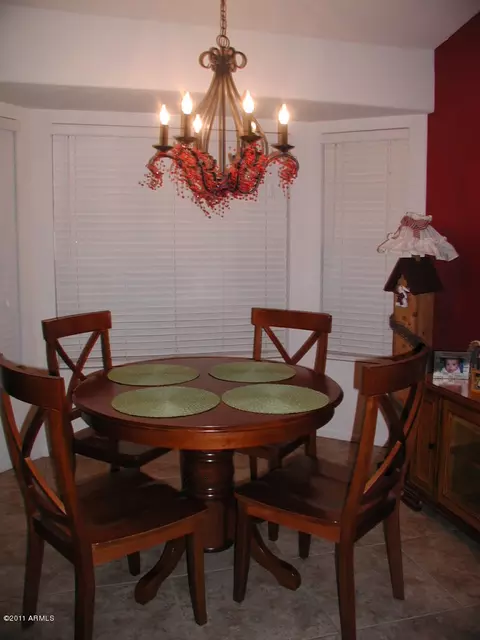 7617 E Des Moines Cir, Mesa, AZ 85207 photo 2