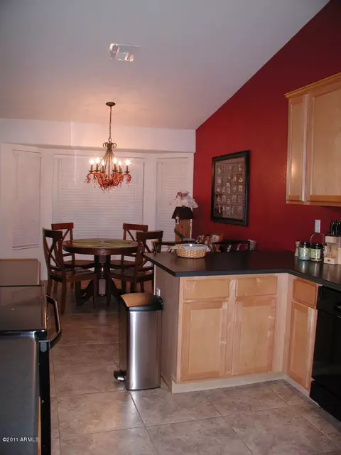 7617 E Des Moines Cir, Mesa, AZ 85207 photo 9