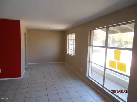 3808 N 48th Pl, Phoenix, AZ 85018 photo 2