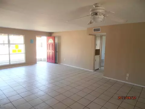 3808 N 48th Pl, Phoenix, AZ 85018 photo 12