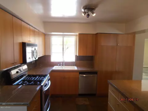 2529 E Roma Ave, Phoenix, AZ 85016 photo 4