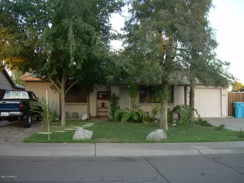 18015 N 34th Dr, Phoenix, AZ 85053 photo 1