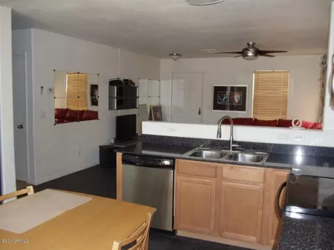 2403 W Mobile Ln, Phoenix, AZ 85041 photo 11