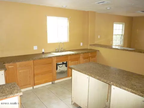 6004 S 3rd Ave, Phoenix, AZ 85041 photo 15