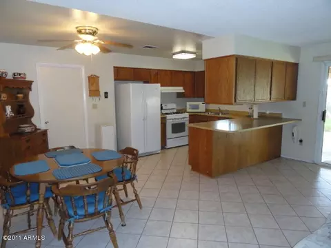 132 E Colgate Dr, Tempe, AZ 85283 photo 6