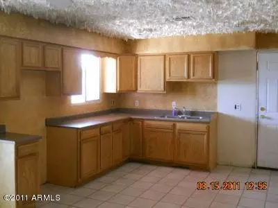 249 E Garnet Ave, Mesa, AZ 85210 photo 4