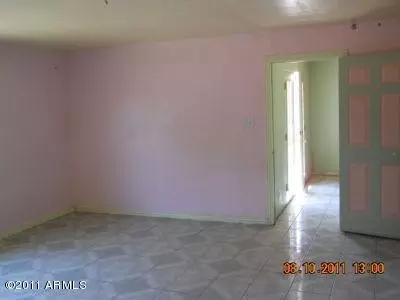 249 E Garnet Ave, Mesa, AZ 85210 photo 9