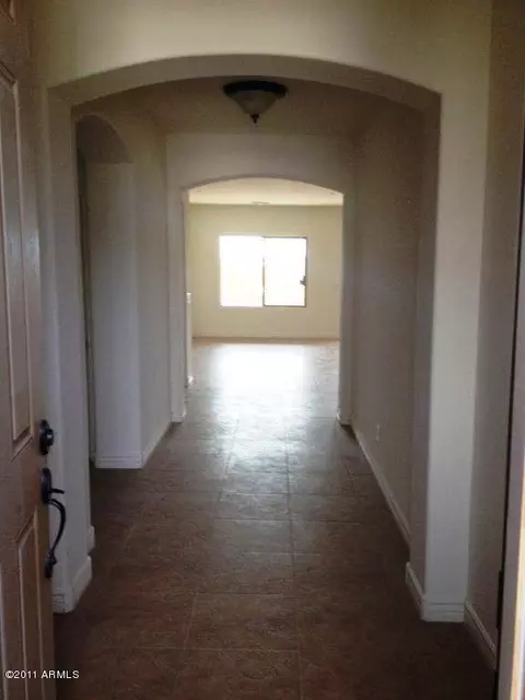 2963 E Santa Fe Ln, Gilbert, AZ 85297 photo 4