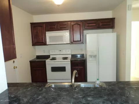 5016 E Colby St, Mesa, AZ 85205 photo 2