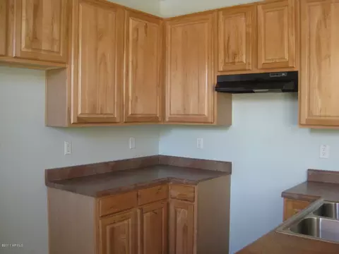 1528 E Constance Way, Phoenix, AZ 85042 photo 3