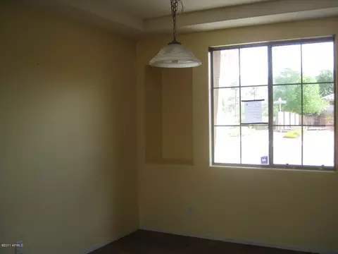 1528 E Constance Way, Phoenix, AZ 85042 photo 7