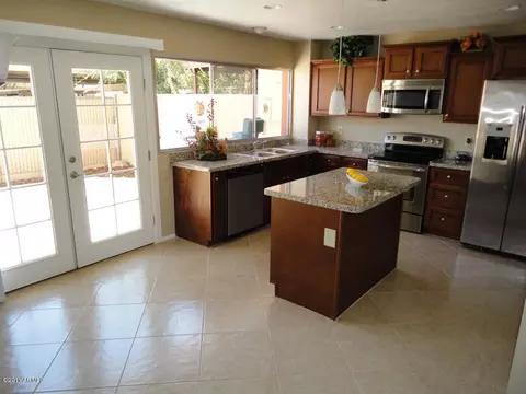 1634 E Dunbar Dr, Tempe, AZ 85282 photo 5