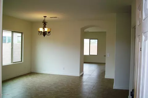2901 E Santa Fe Ln, Gilbert, AZ 85297 photo 5