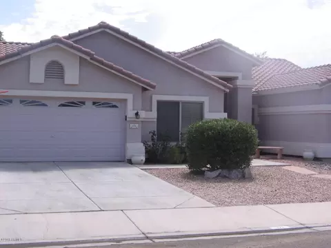 171 W Windsor Dr, Gilbert, AZ 85233 photo 1