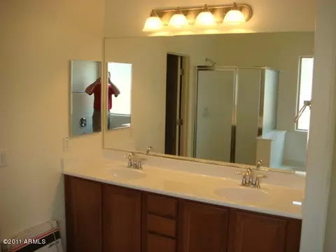 2883 E Santa Fe Ln, Gilbert, AZ 85297 photo 7