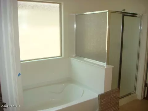 2883 E Santa Fe Ln, Gilbert, AZ 85297 photo 6