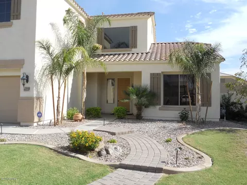 3045 E Canyon Creek Dr, Gilbert, AZ 85295 photo 2