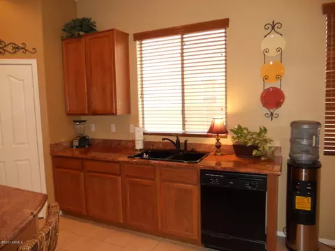 3045 E Canyon Creek Dr, Gilbert, AZ 85295 photo 11