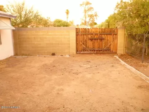 4131 E Grove St, Phoenix, AZ 85040 photo 8