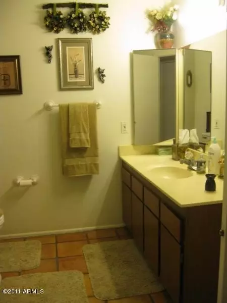 4046 E Carson Rd, Phoenix, AZ 85042 photo 4