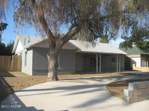 2430 E Cheery Lynn Rd, Phoenix, AZ 85016 photo 2
