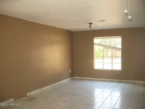 2430 E Cheery Lynn Rd, Phoenix, AZ 85016 photo 5