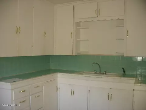 2430 E Cheery Lynn Rd, Phoenix, AZ 85016 photo 6