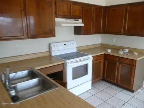 2633 E Contessa St, Mesa, AZ 85213 photo 3
