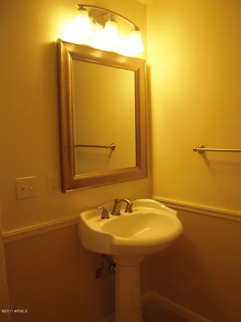3876 N 30th St, Phoenix, AZ 85016 photo 9