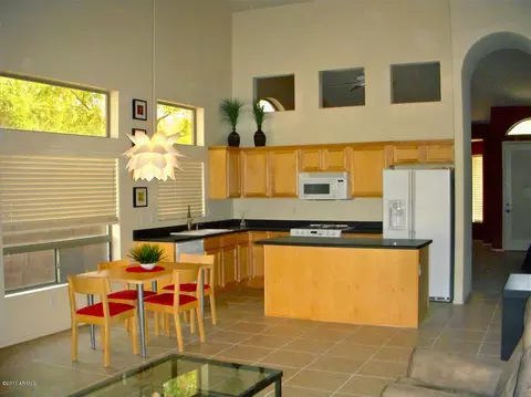 7032 E Roland St, Mesa, AZ 85207 photo 5