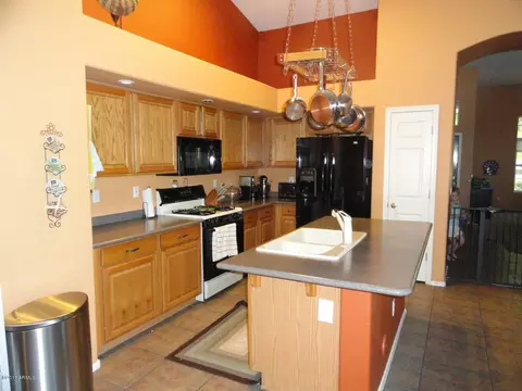 265 E Liberty Ln, Gilbert, AZ 85296 photo 3