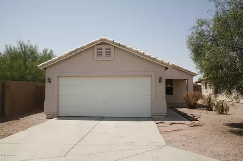 2068 S Lawther Dr, Apache Junction, AZ 85120 photo 1