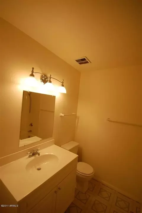 1233 E Baker Dr, Tempe, AZ 85282 photo 12