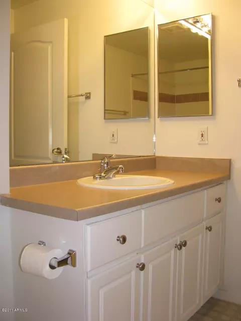 1701 E Colter St #402, Phoenix, AZ 85016 photo 9