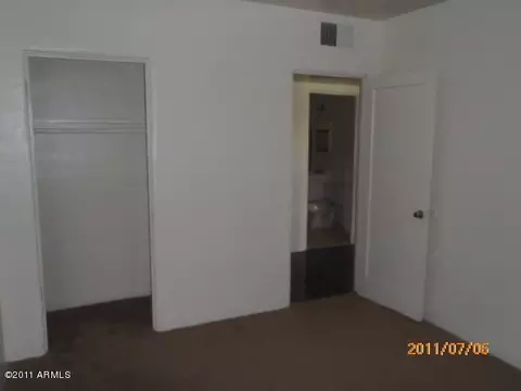 2417 E Clarendon Ave, Phoenix, AZ 85016 photo 8