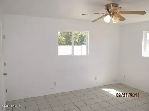5645 S 13th Pl, Phoenix, AZ 85040 photo 9