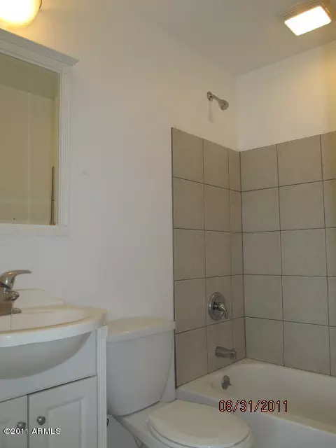 5645 S 13th Pl, Phoenix, AZ 85040 photo 8