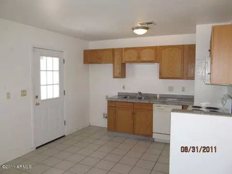 5645 S 13th Pl, Phoenix, AZ 85040 photo 5