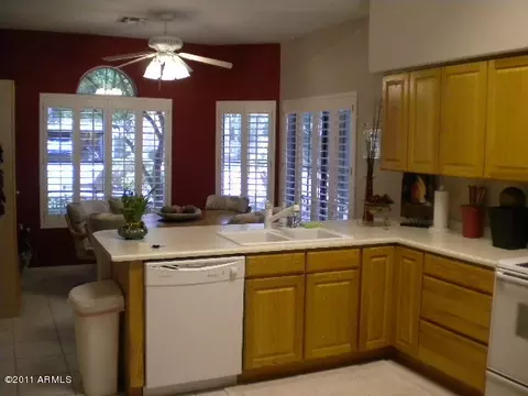 618 W Jasper Dr, Gilbert, AZ 85233 photo 9
