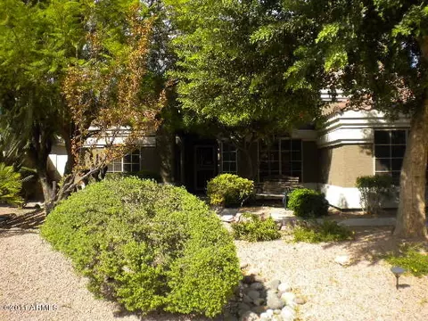 618 W Jasper Dr, Gilbert, AZ 85233 photo 1