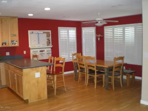 3740 E Downing Cir, Mesa, AZ 85205 photo 4