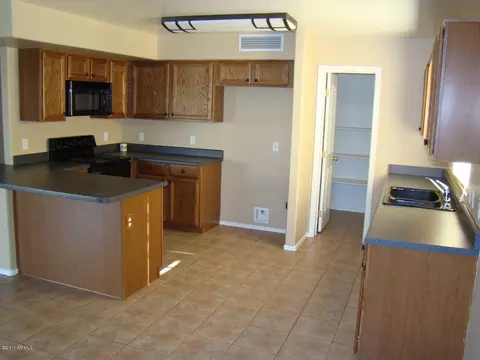 1998 E 39th Ave, Apache Junction, AZ 85119 photo 5