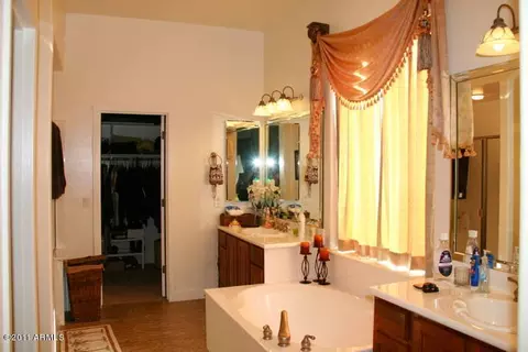 3079 E Weather Vane Rd, Gilbert, AZ 85296 photo 5